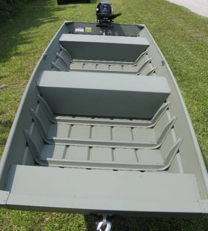 14ft smokercraft jon boat with trailer 1