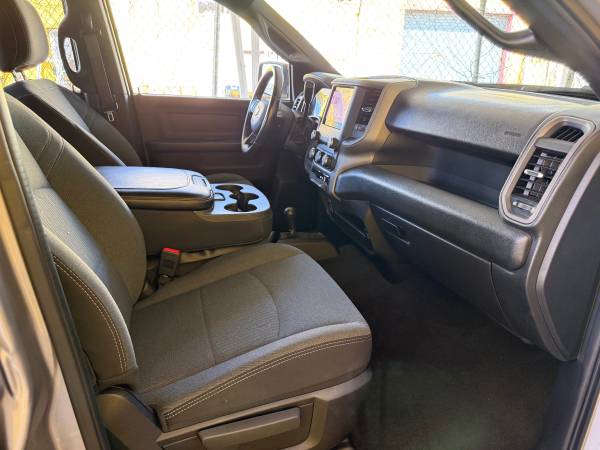 2022 Ram 2500 Tradesman Crewcab 6.7L diésel con motor Cummins 4x4 - $31,900 (Hialeah)63479553584515122