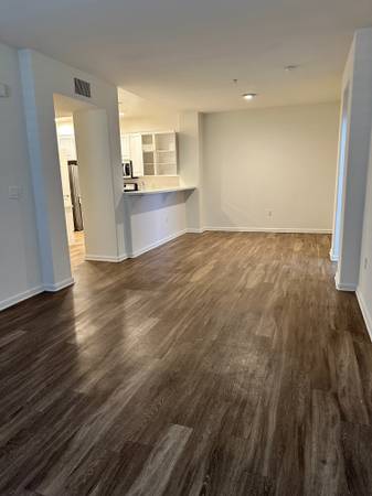 $3,681 / 3br - 1238ft2 - ¡3 habitaciones con garaje adjunto! (Ventura)63800712046723120