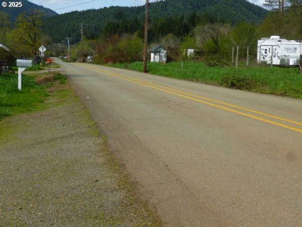 $140,000 YOUR HOMESITE IS READY..MOVE TO OREGON (Glendale)63612020521219124