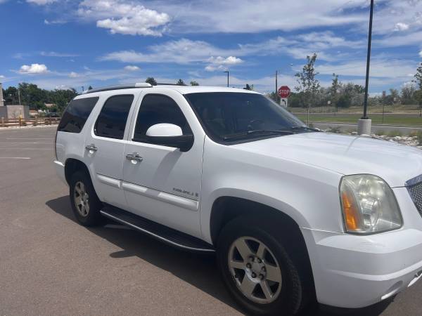 2007 GMC Denali - $8,00063612581687427121