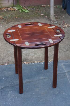 Small Bombay Table - $40 (los altos)63471475265923121