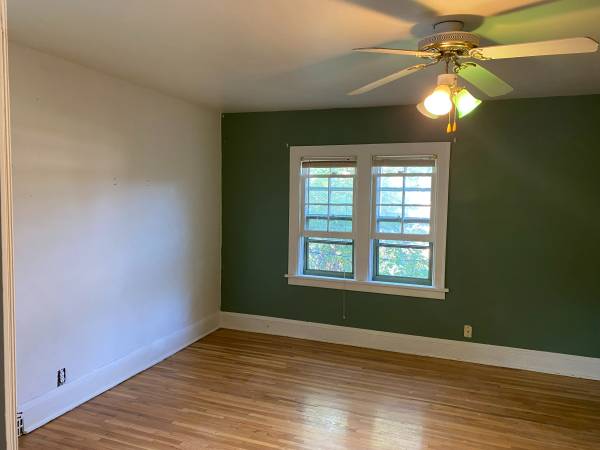 $1,050 / 2br - 1220 11 1/2 st. North (Fargo)63940163241858124