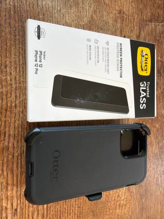 iPhone 12 Pro OtterBox Defender Case and Screen Protector 1