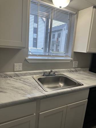 $1,175 / 2br - 1021ft2 - Come FALL in Love with our Community! (Baton Rouge)63678544075139124