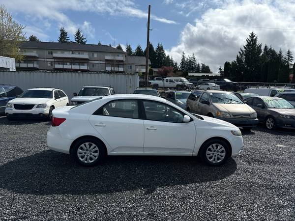 2010 Kia Forte LX - $3.999 (Lynnwood, WA)63441610156417121