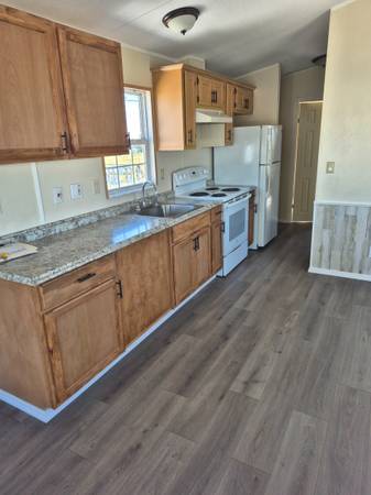 $25,000 / 1br - 1986 Un dormitorio, un baño, Modelo de parque (Frostproof)64149647782531123