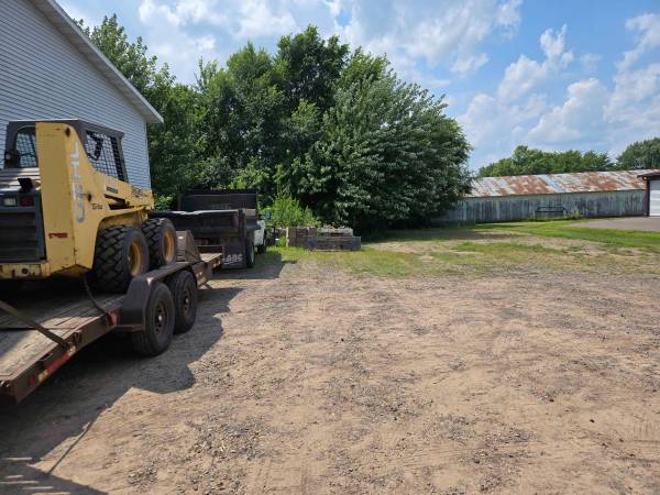 $1,100 $1100 | 50' x 50' Storage Unit C36| 8720 141st St | Available 5/01/202 (Chippewa Falls)63845959466883121