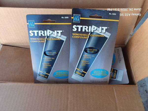 Windshield cleaning compound 1