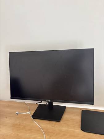 KTC 24” Monitor 1