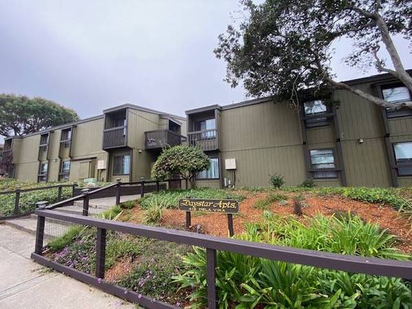 $2,895 / 2br - 800ft2 - Rare opening!  2 bedroom 1.5 bath townhouse near NPGS (Monterey)64054765993601120