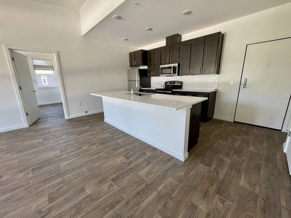 $2,199 / 2br - 1031ft2 - 2BR | 2BA | W/D | Live the Luxury Lifestyle! (Tualatin/Lake Oswego/Wilsonville)64039054892673124