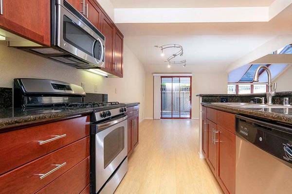 $3,510 / 2br - 1546ft2 - Driveway in front of Garage, Gym Equipment with Built-In TV's (napa county)63873440827267120