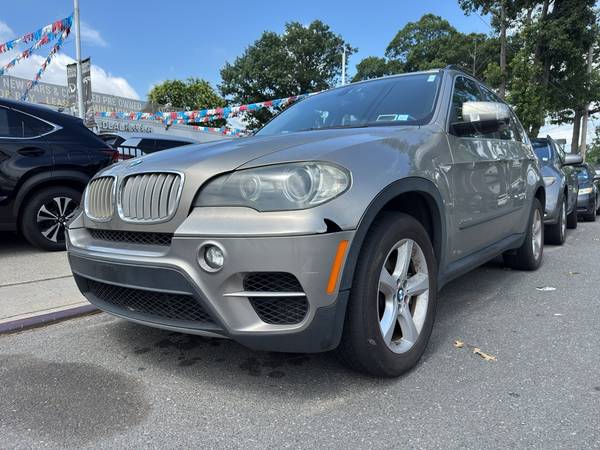2011 BMW X5 50i // Hablamos Espanol!!! - $6,500 (New York New Jeresy)63486763354883122