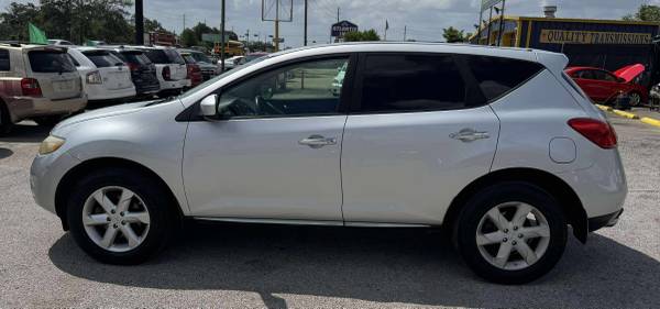 2010 NISSAN MURANO - SOLO 114K MILLAS, AIRE FRÍO, VEHÍCULO EN EFECTIVO - $3,995 (West Mount Houston)63622465777667124