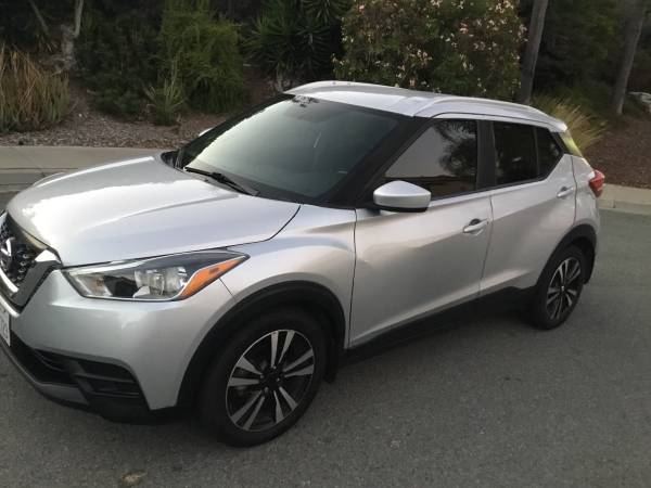 2019 Nissan kicks s model,low Miles,loaded with all the extra,fun ride - $7,000 (Sandiego)63440914166401121
