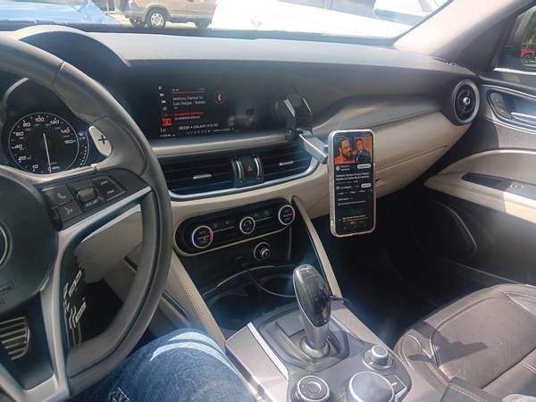 2019 Alfa Romeo Stelvio Ti Sport - $14,000 (Wesley Chapel)63483582312963124