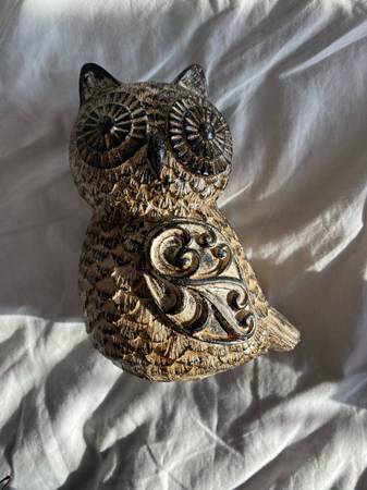Decorative Owl Figurine 1