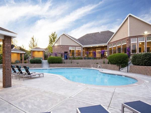 $1,855 / 2br - 1346ft2 - ¡OFERTA DE UN MES GRATIS! DEPARTAMENTOS LISTOS PARA MUDARSE (6626 Chapel Hill Blvd, Pasco, WA)63786991721475123