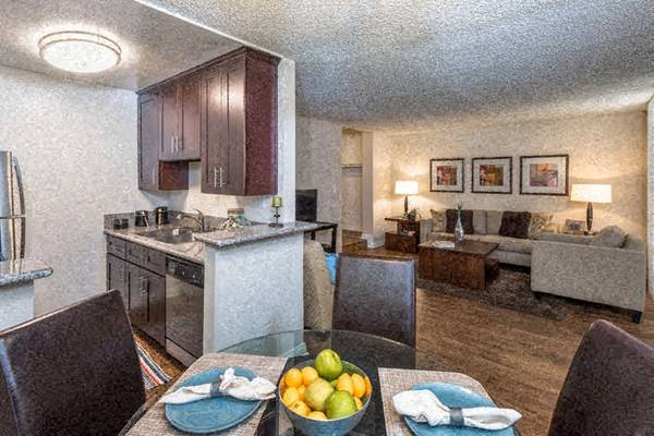 Spread out & settle in: Apartment , 585 Sq Ft of joy. 1