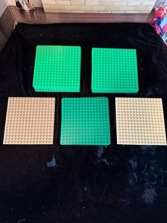 LEGO 20 16X16 BASE PLATES BUILDING TOY 1