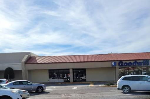 $8 Vacancies at Ridgeview Shopping Center! (Wise)63848628350593124