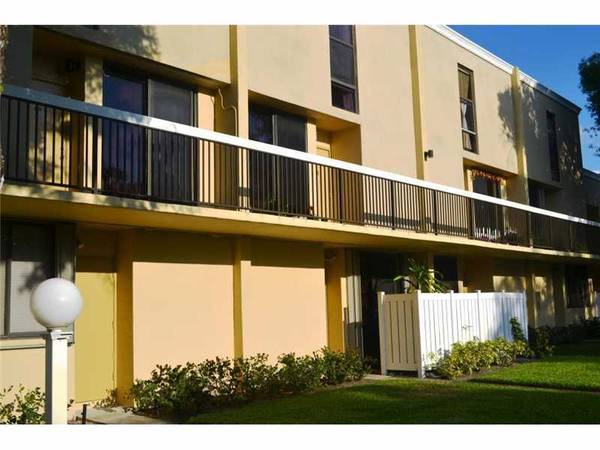 $2,330 / 2br - $2330 SPLENDID 2b/2b IN HARVEST (DAVIE)64001846204161120