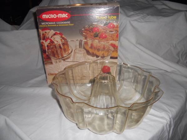 VINTAGE "MICRO-MAC" FLUTED TUBE MICROWAVE COOKWARE 1