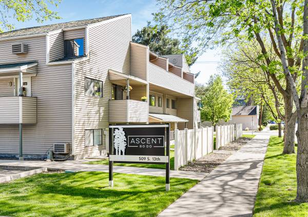 $1,315 / 1br - 600ft2 - Ascent Bodo Apartments – Where City Living Meets Comfort (Downtown Boise)64003313831554121