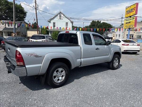 2006 Toyota Tacoma PreRunner 2wd V6 Extended Cab Pickup Truck - $8,995 (New Cumberland)63477786833025123