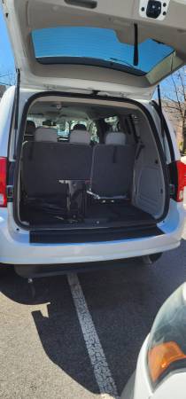 Furgoneta de movilidad accesible para sillas de ruedas Dodge GR Caravan 2019, 36 mil millas en California - $27,77763614663200897124