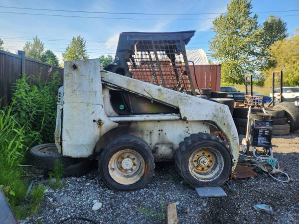 2000 BOBCAT 853 SKIDSTEER 1