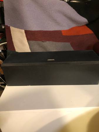 Yamaha Center Speaker 1