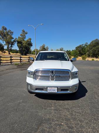 2017 Ram Ecodiesel Laramie título limpio - $27,500 (Rocklin)63470760904193121