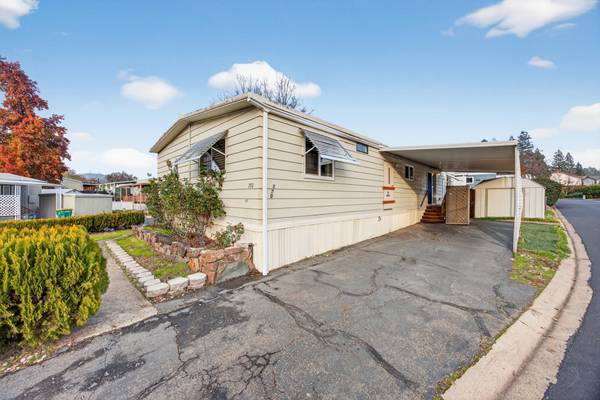 Stylish Updated Manufactured Home with Spacious Layout 1