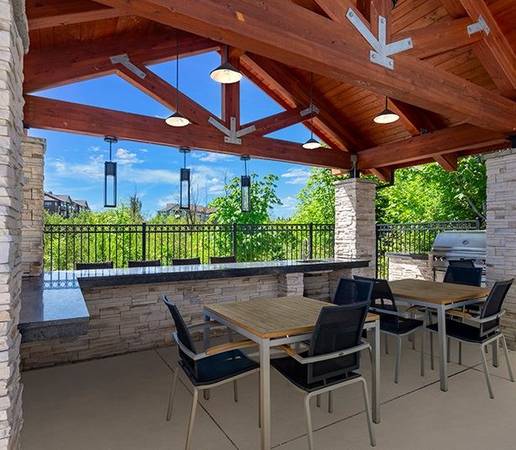 $1,925 / 2br - 1003ft2 - Fogata al aire libre, Isla de cocina, 2H/2B (SW 172nd Terrace, Beaverton, OR)63831464828929120
