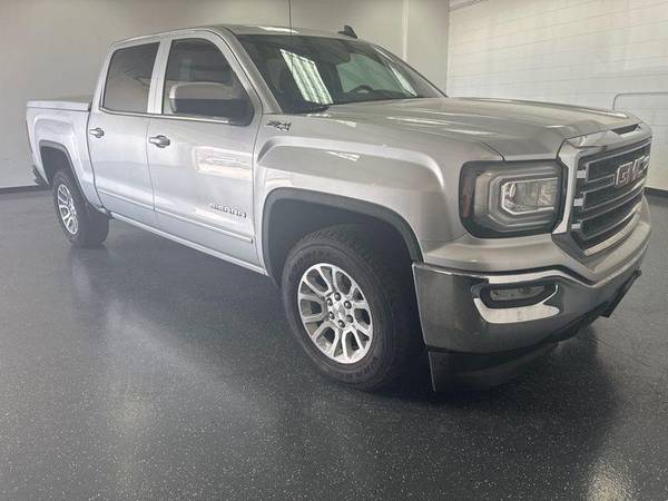 2018 GMC Sierra 1500 SLE, de un solo dueño, tracción 4WD, cabina doble, con transmisión automática - $27,484 (+ Bueno/Malo/Sin crédito - ¡No hay problema!)63492441979521121