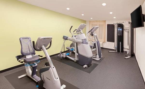 $1,349 / 1br - Su estadía ideal - Tarifas mensuales asequibles, ¡sin depósito necesario! (380 W Lyndon B Johnson Fwy, Irving, TX)63622615648897124