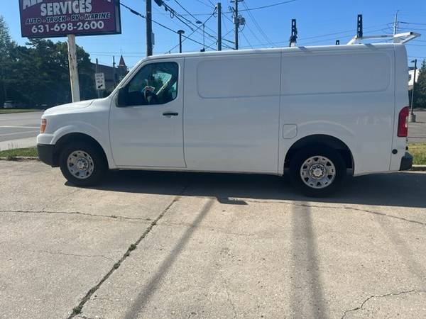 2016 NISSAN NV- FURGÓN - $12,000 (MEDFORD)63614652445059122