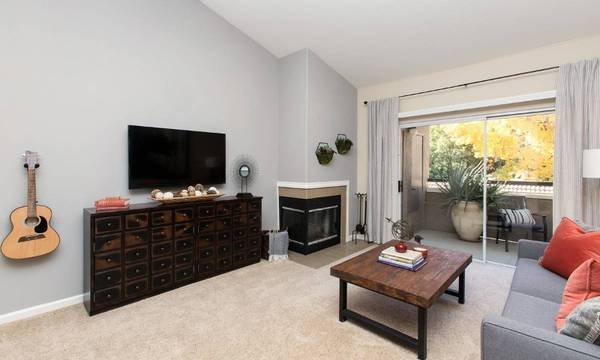 $2,406 / 2br - 1091ft2 - 2 BDRM WITH AMAZING WALK-IN CLOSET - PRIVATE GARAGE - LOOK & LEASE (Sacramento / Natomas)64043495400323123