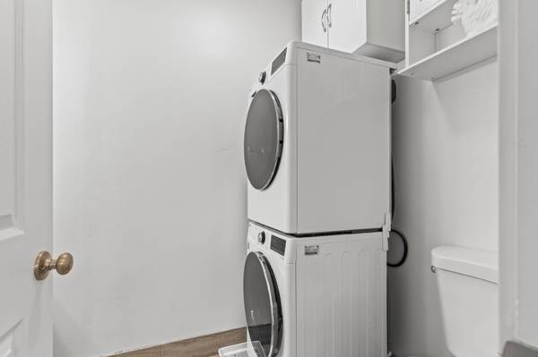 $1750.00 / 1br - 350ft2 - Furnished Studio-Hot Tub/Pool-Studio / 1 Bathroom-FURNISHED- Utilities63674293934977123