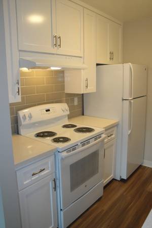 $2,275 / 1br - 630ft2 - Beautiful 1 bdr/1 ba apt with private 1 car garage (campbell)63658095907331121