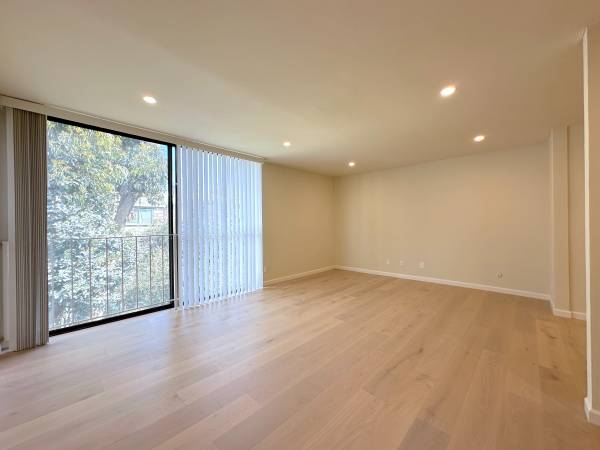 $1,725 / 500ft2 - ¡Recorrido en video! ¡Sin comisión de corredor! ¡Estacionamiento! ¡Enorme! Ubicación Lake Merritt (oakland lake merritt / grand)63889098758785124