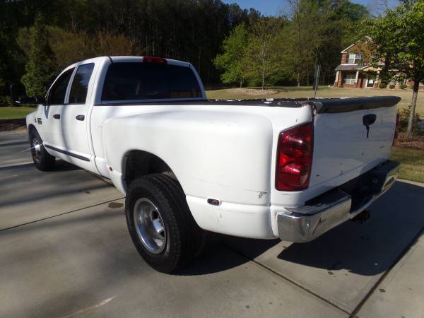 2008 dodge ram 3500 slt 6.7 2wd turbo diesel (199K)hwy mi 1 owner %% - $13,300 (riverdale)63621327312131122