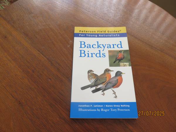PETERSON FIELD GUIDE - BACKYARD BIRDS 1