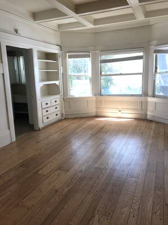 Estudio enorme de $1,895 a una cuadra del campus. ¡Mudarse ahora *** (berkeley)63695784909699120