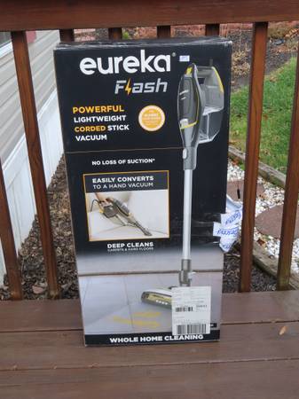 EUREKA FLASH UPRIGHT STICK VAC 1
