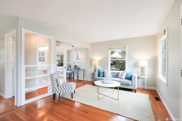 $2,000 / 1br - 888ft2 - Charming Berkeley home in a creekside setting (berkeley)63946668870914124