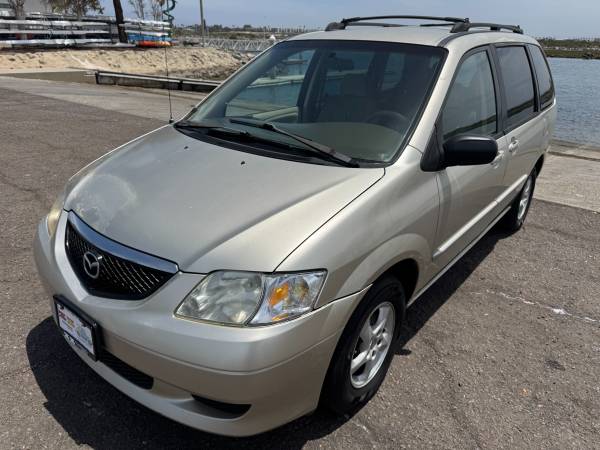 Furgoneta Mazda MPV Minivan 2002 "vida en furgoneta, camper" - $2,999 (5 W 18th st. ste F National City)63618373769985122
