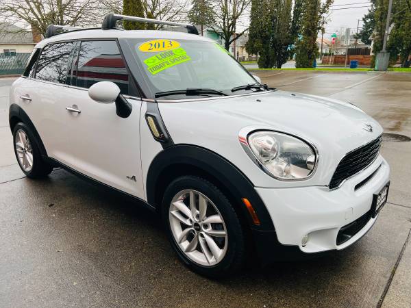 2013 MINI COOPER COUNTRYMAN S ALL4 AWD, hatchback cargado, 4 puertas. ***VENTA*** - $6.900 (PORTLAND, OREGÓN)63498476922115121